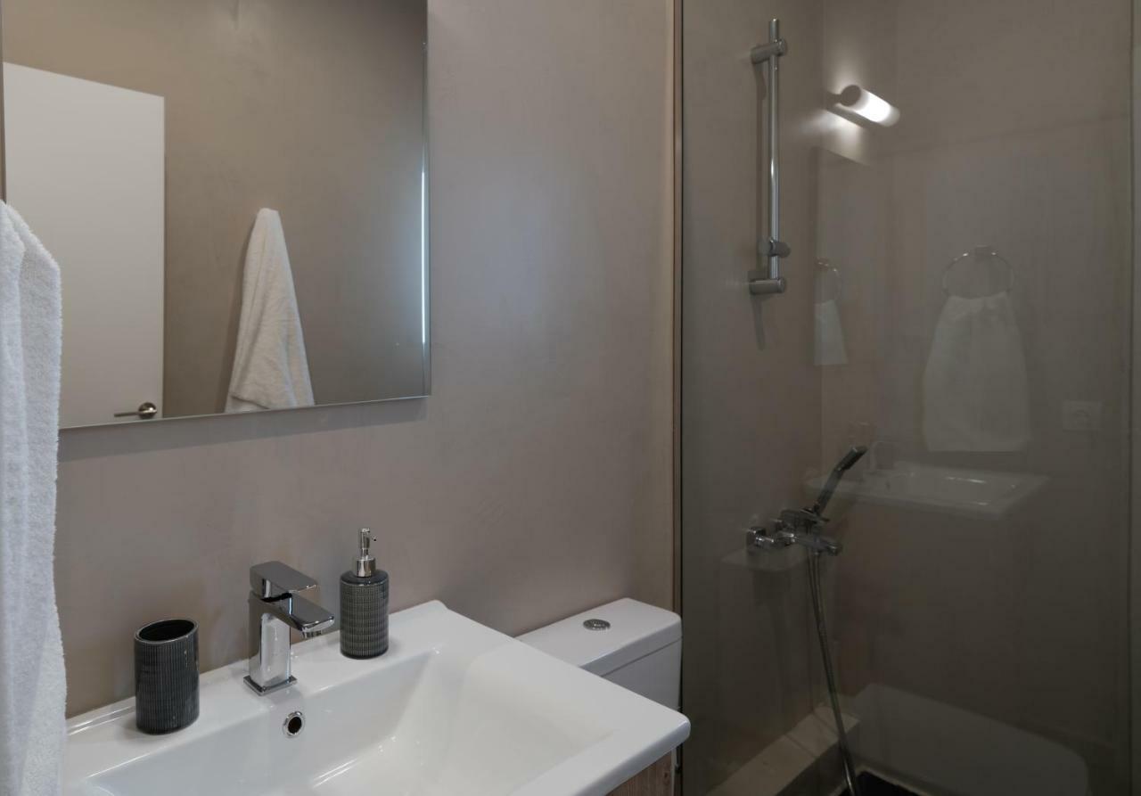 Apartament Absolute Athens Ιχ Zewnętrze zdjęcie